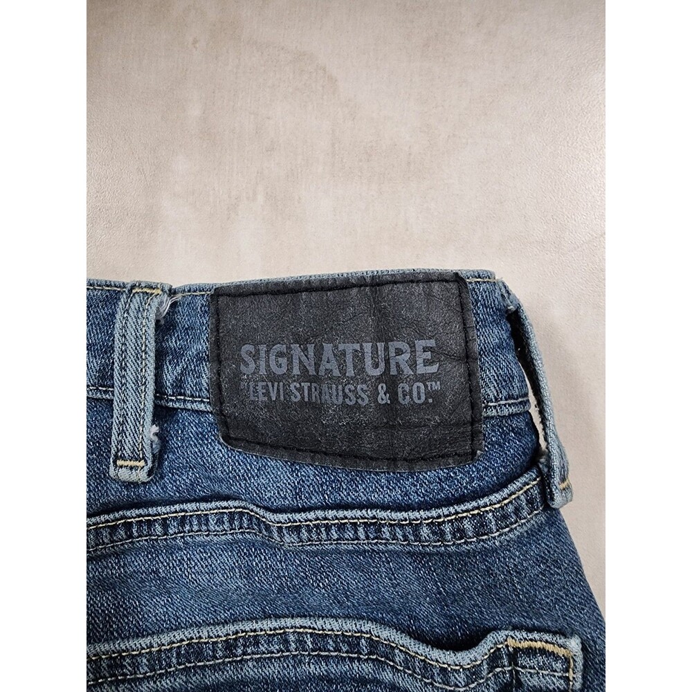 Signature Levi Strauss & Co Blue Jeans S61 40x30 Straight Relaxed Fit